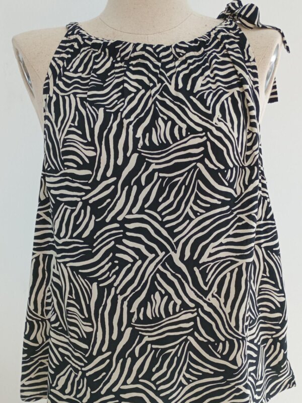 Blusa Sin Mangas De Mujer Tskj25Blk0023Pat02