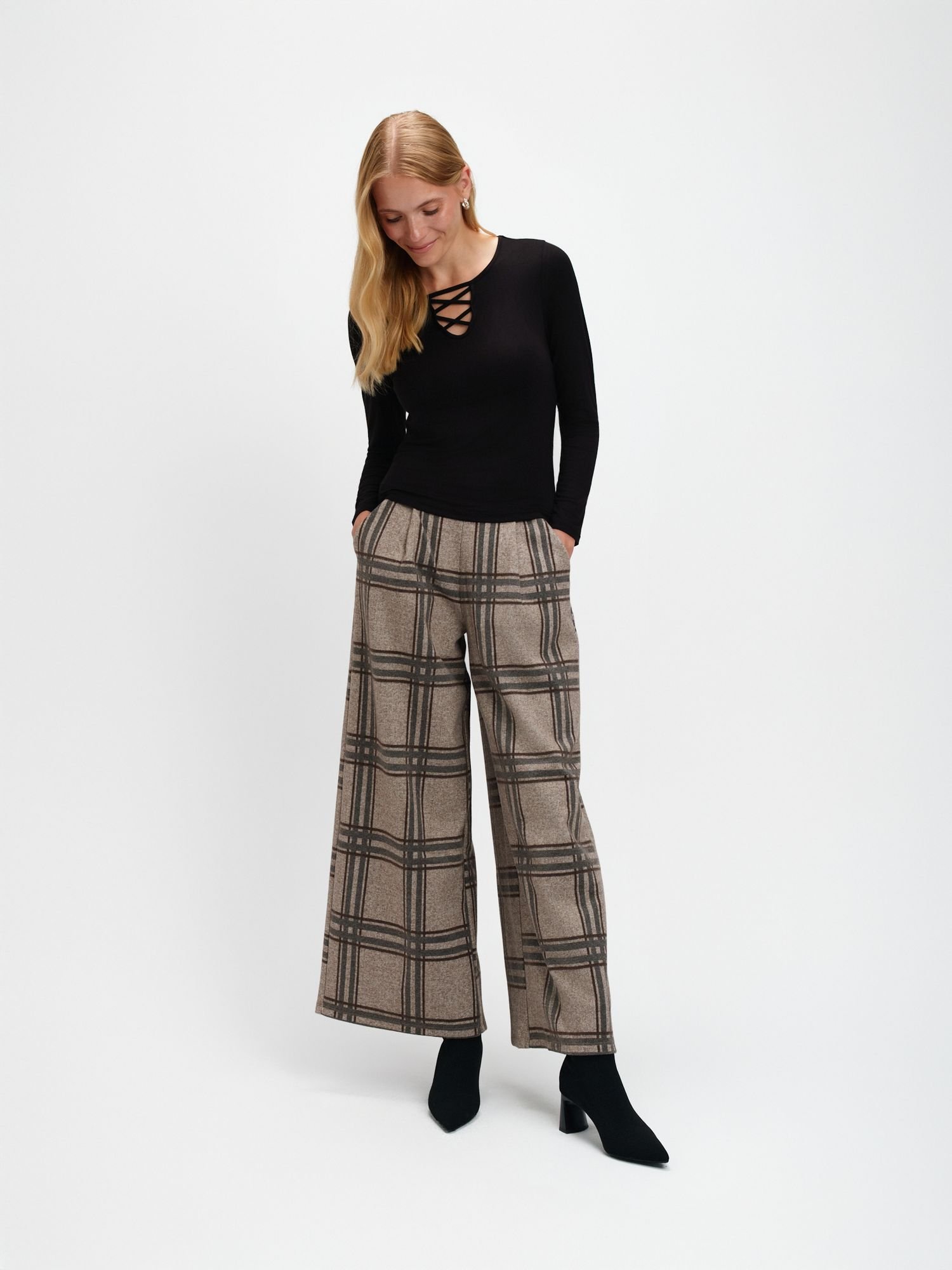 Pantalones De Mujer Tskw25Spo0037Che21