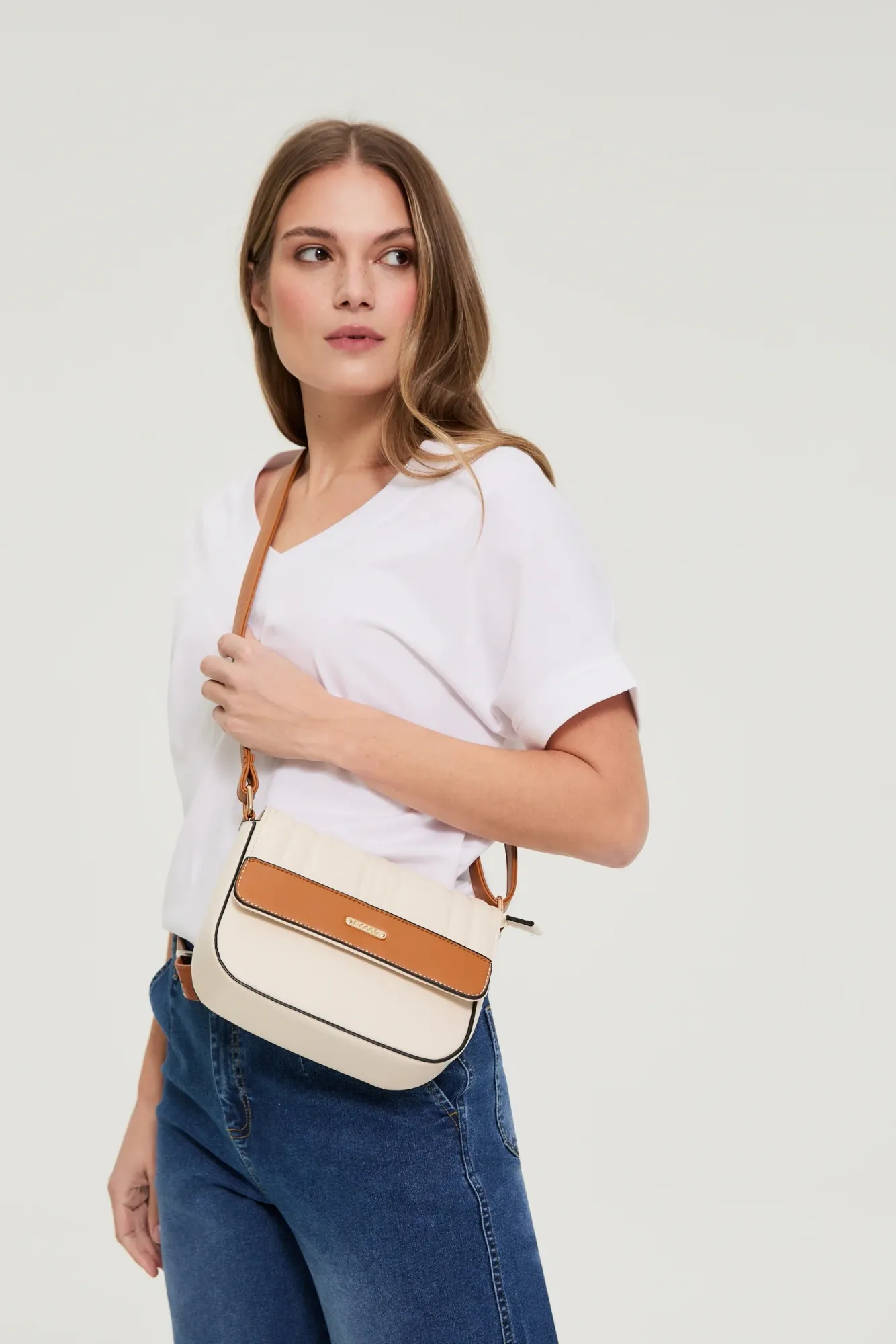 BOLSO L-TO-4909 BEIGE - Imagen 2