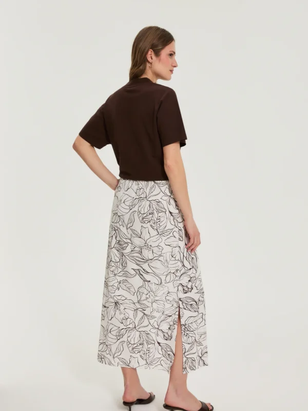 eng_pl_WOMENS-SKIRT-L-SC-4912-OFF-WHITE-34417_4.webp