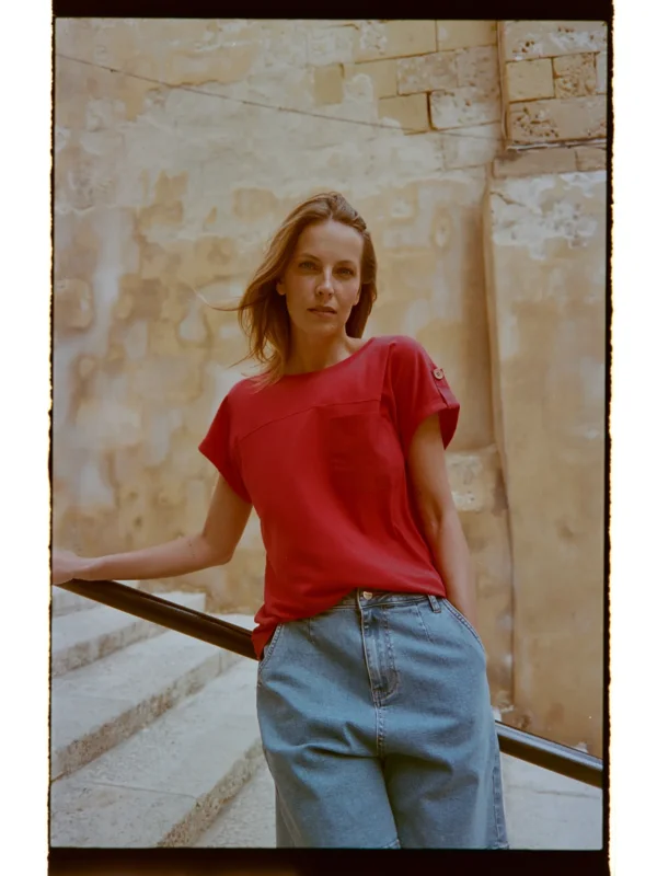 eng_pl_WOMENS-TSHIRT-L-TS-4991-RED-34810_5.webp