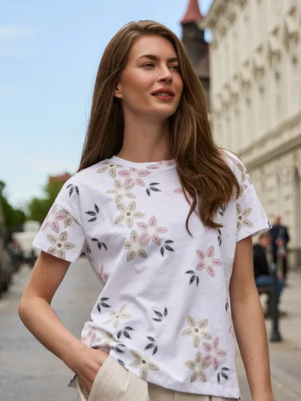 eng_pl_WOMENS-T-SHIRT-L-TS-5038-WHITE-35384_1.webp