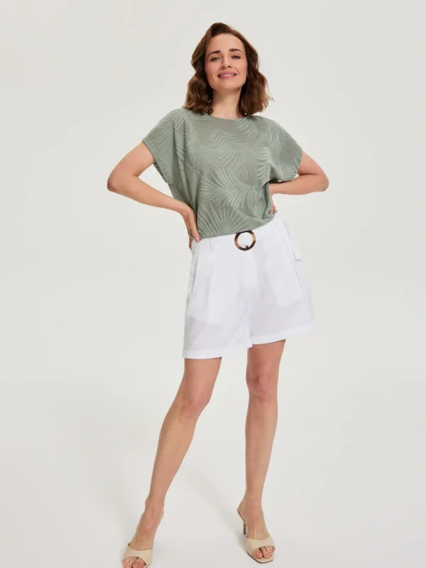 pol_pl_Bawelniane-szorty-biale-34433_3.webp